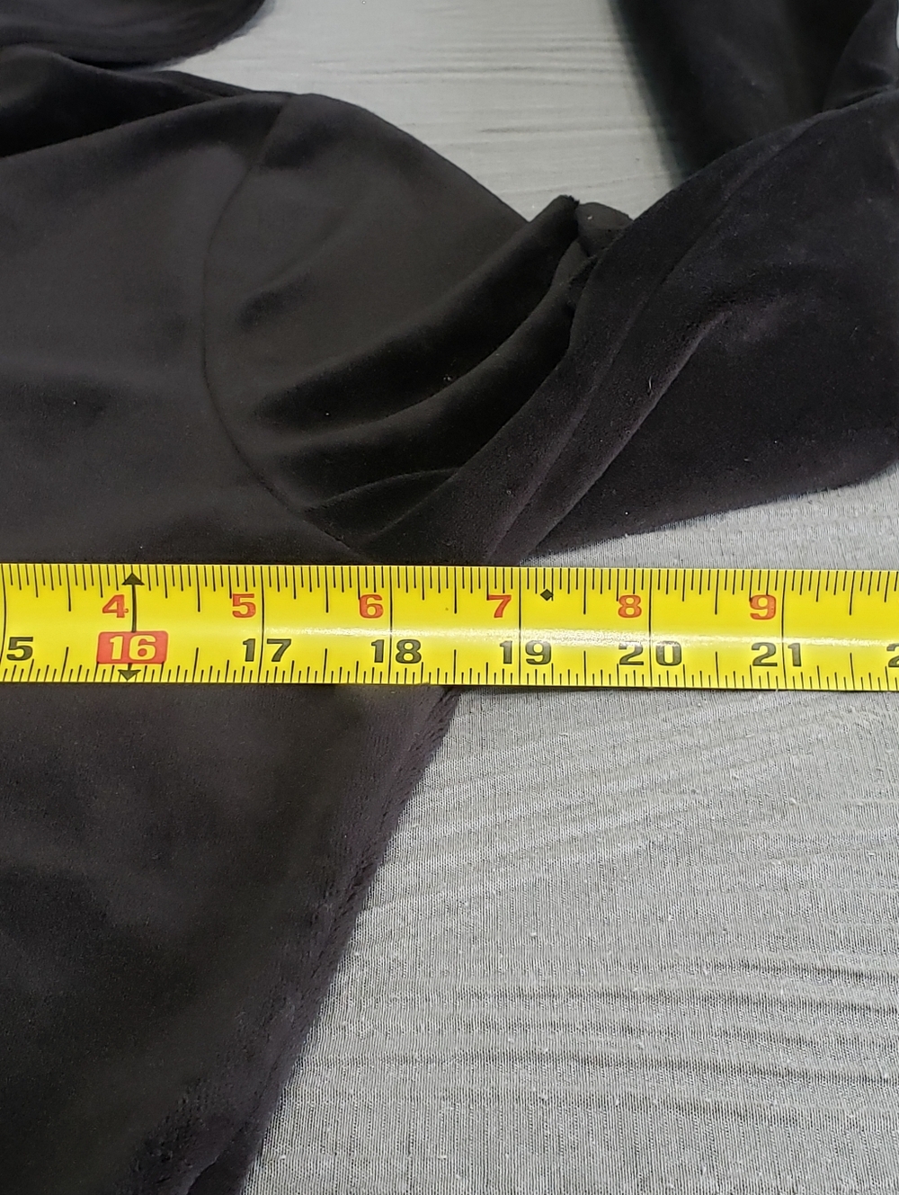 NWOT! JUICY COUTURE Women's Y2K Velour Full-Zip LS Hooded Sweatshirt (M) Black - Picture 3 of 8